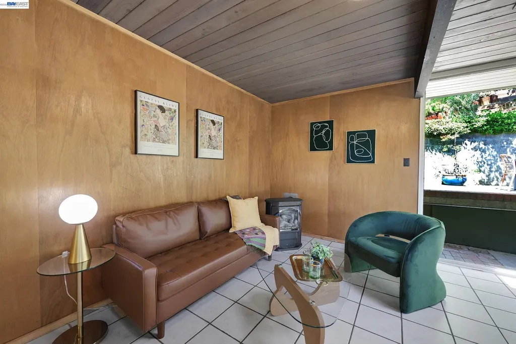 5354 Greenridge Road Castro Valley CA 94552