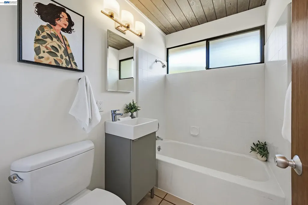 5354 Greenridge Road Castro Valley CA 94552