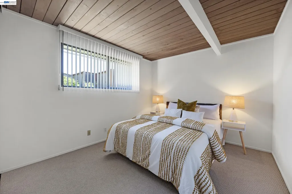 5354 Greenridge Road Castro Valley CA 94552