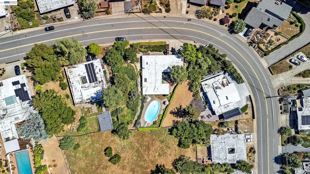 5354 Greenridge Road Castro Valley CA 94552