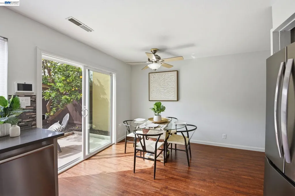 27864 Hummingbird Court Hayward CA 94545