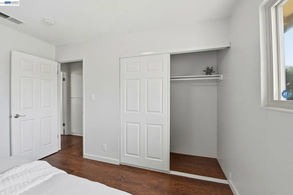 27864 Hummingbird Court Hayward CA 94545
