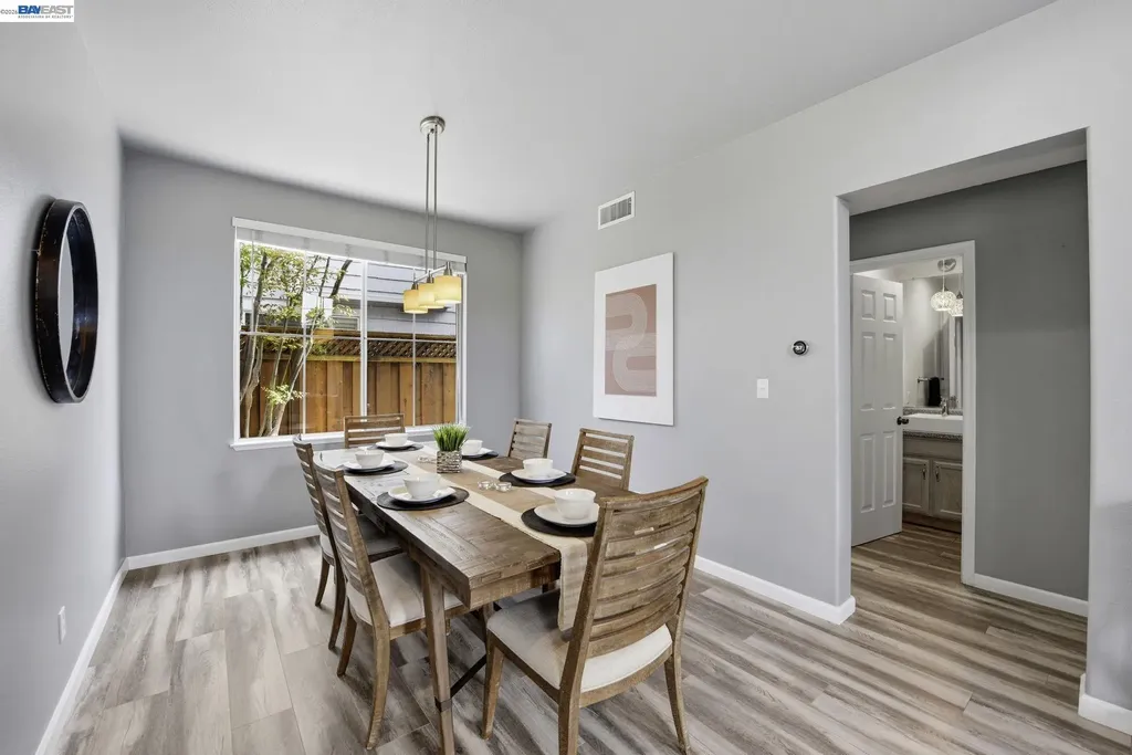 36939 Papaya Street Newark CA 94560
