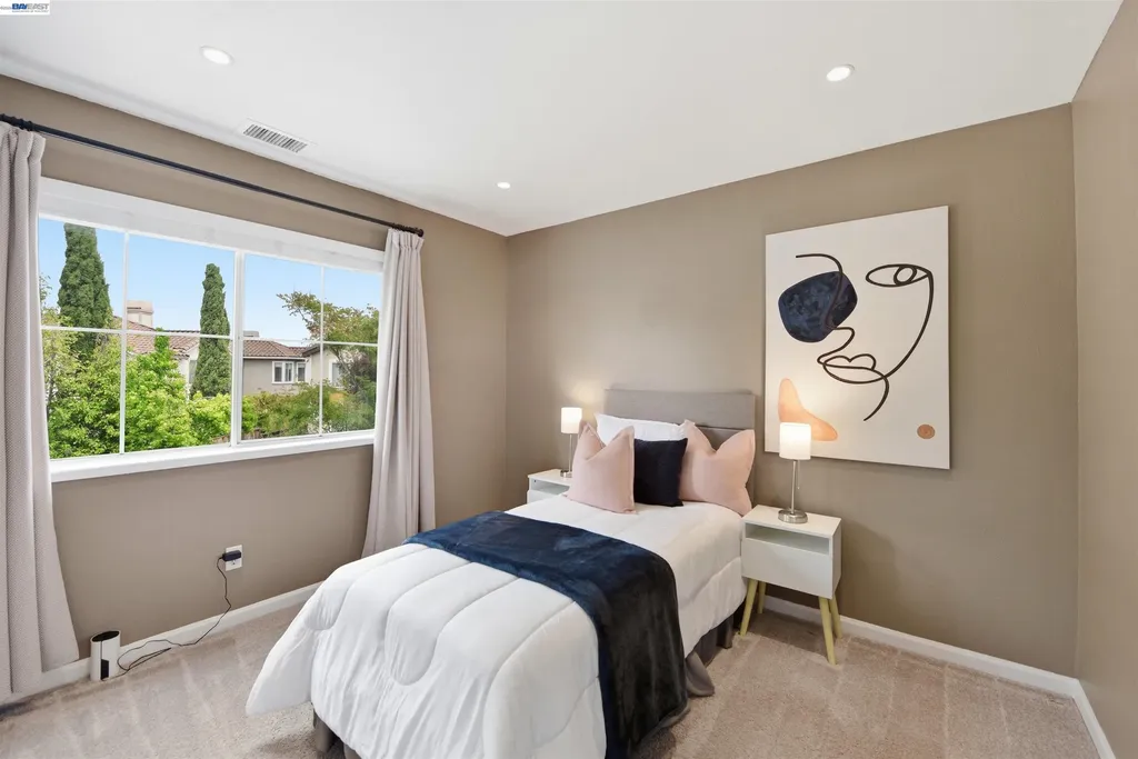 36939 Papaya Street Newark CA 94560