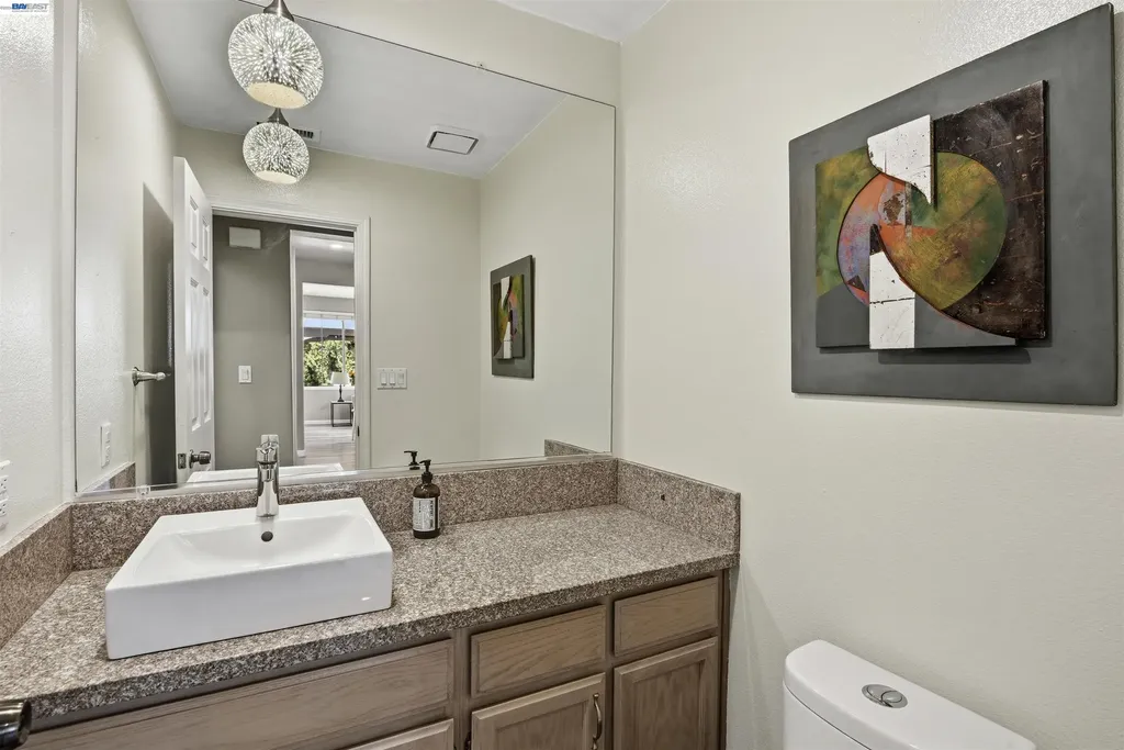 36939 Papaya Street Newark CA 94560