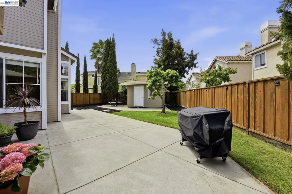 36939 Papaya Street Newark CA 94560