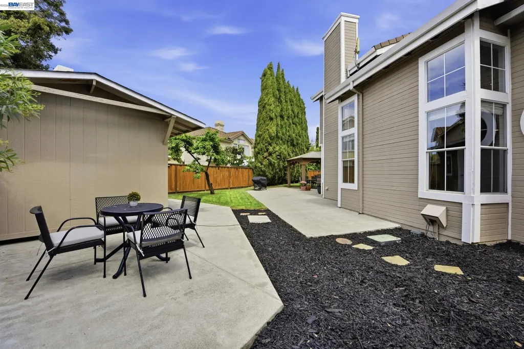 36939 Papaya Street Newark CA 94560