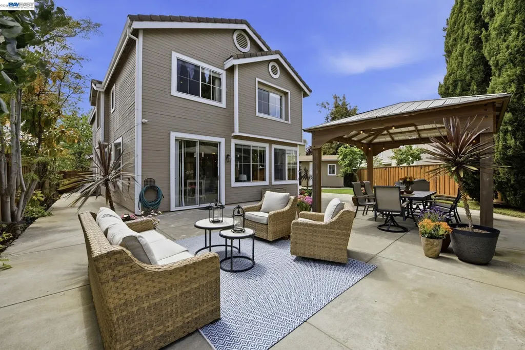 36939 Papaya Street Newark CA 94560