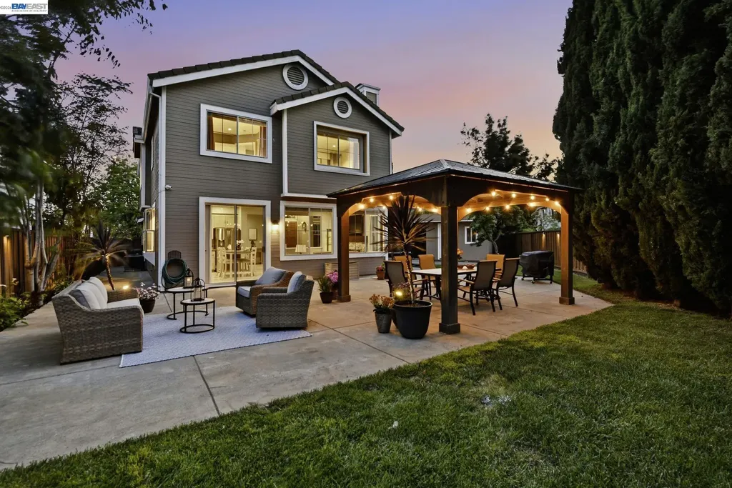 36939 Papaya Street Newark CA 94560