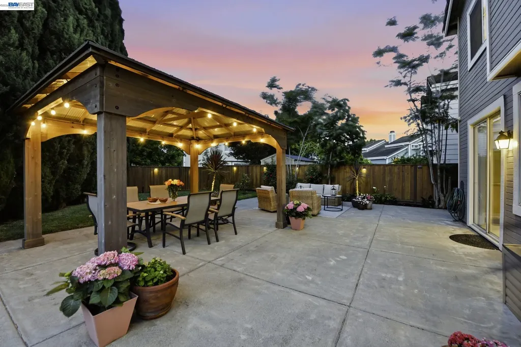 36939 Papaya Street Newark CA 94560