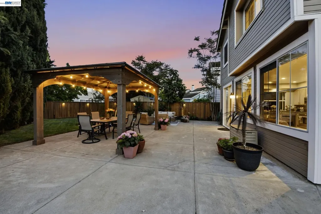 36939 Papaya Street Newark CA 94560