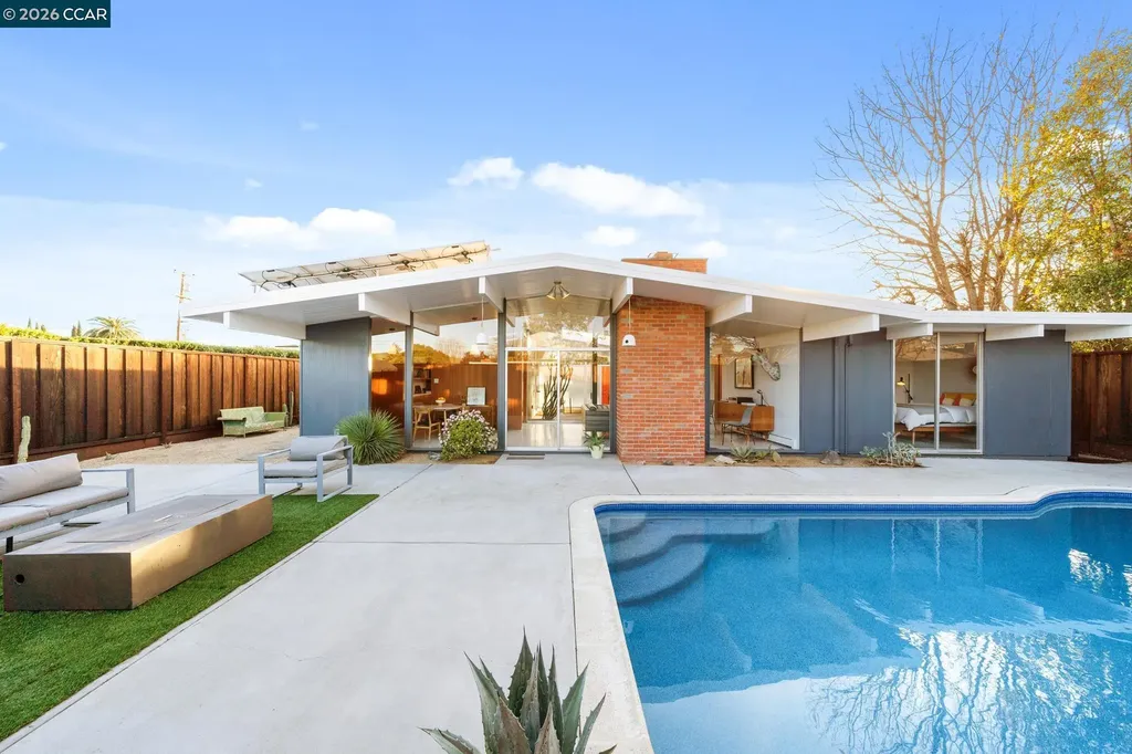 4095 Phoenix Street Concord CA 94521