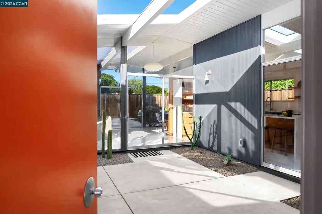 4095 Phoenix Street Concord CA 94521