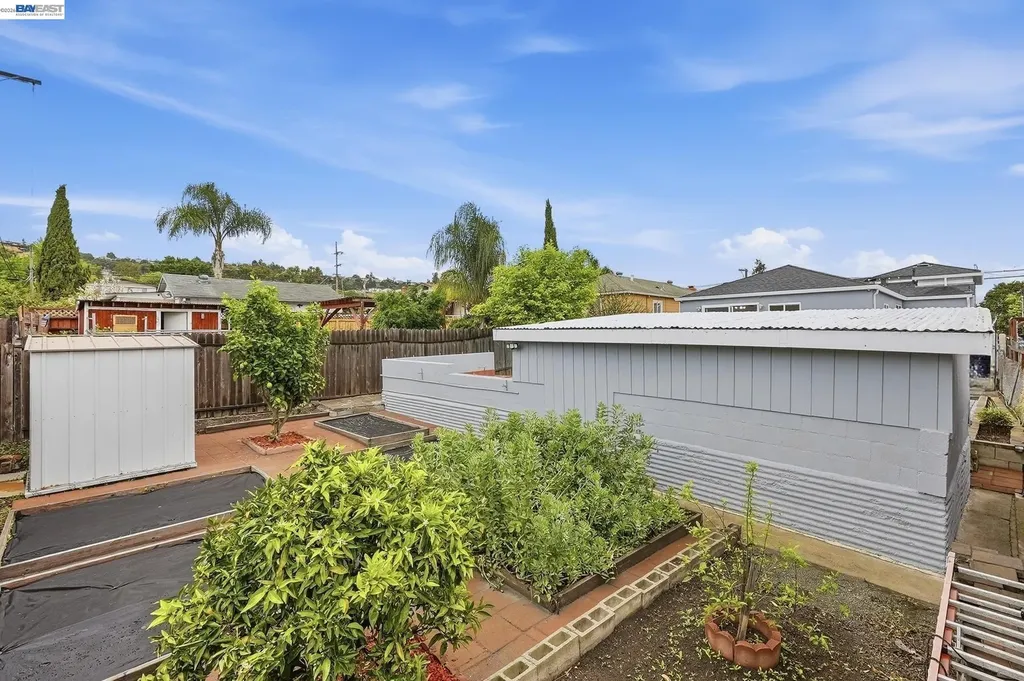 1657 162nd Avenue Ashland CA 94578