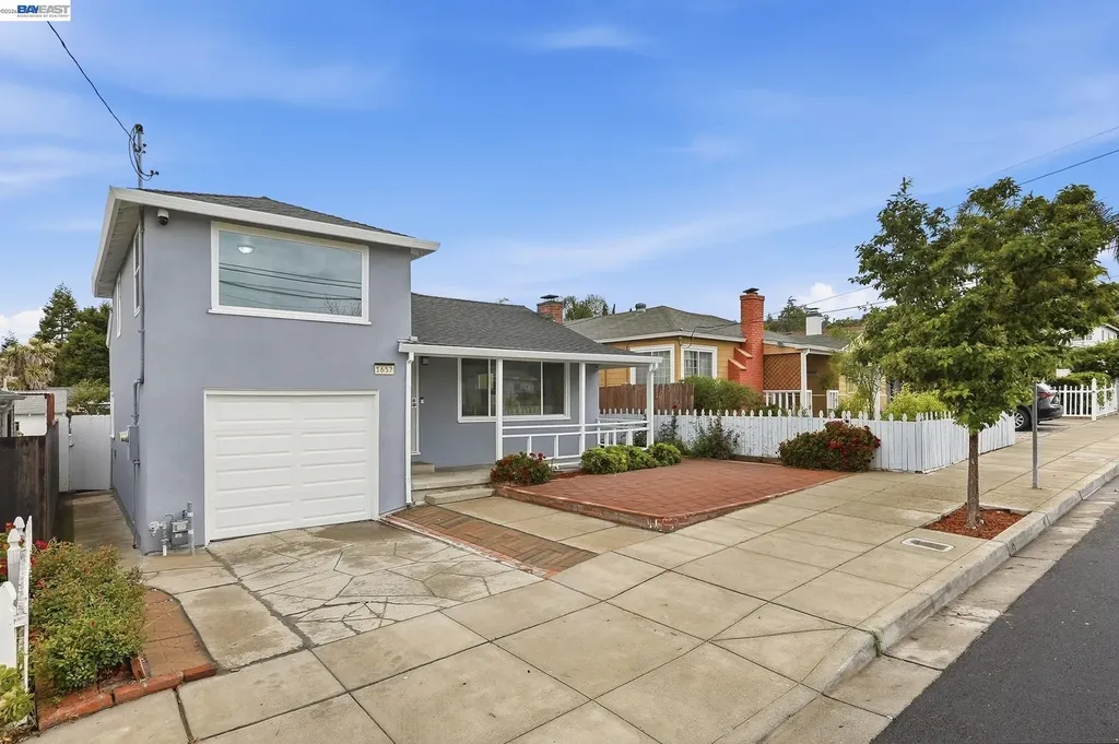 1657 162nd Avenue Ashland CA 94578