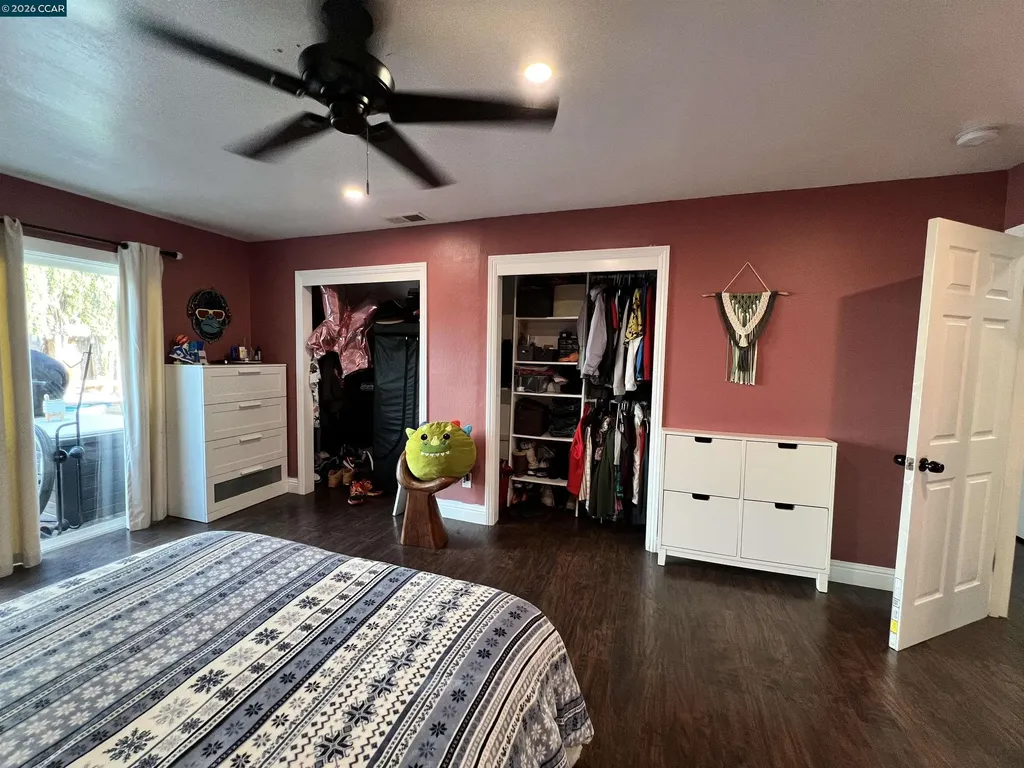 251 Rose Ann Avenue Pittsburg CA 94565