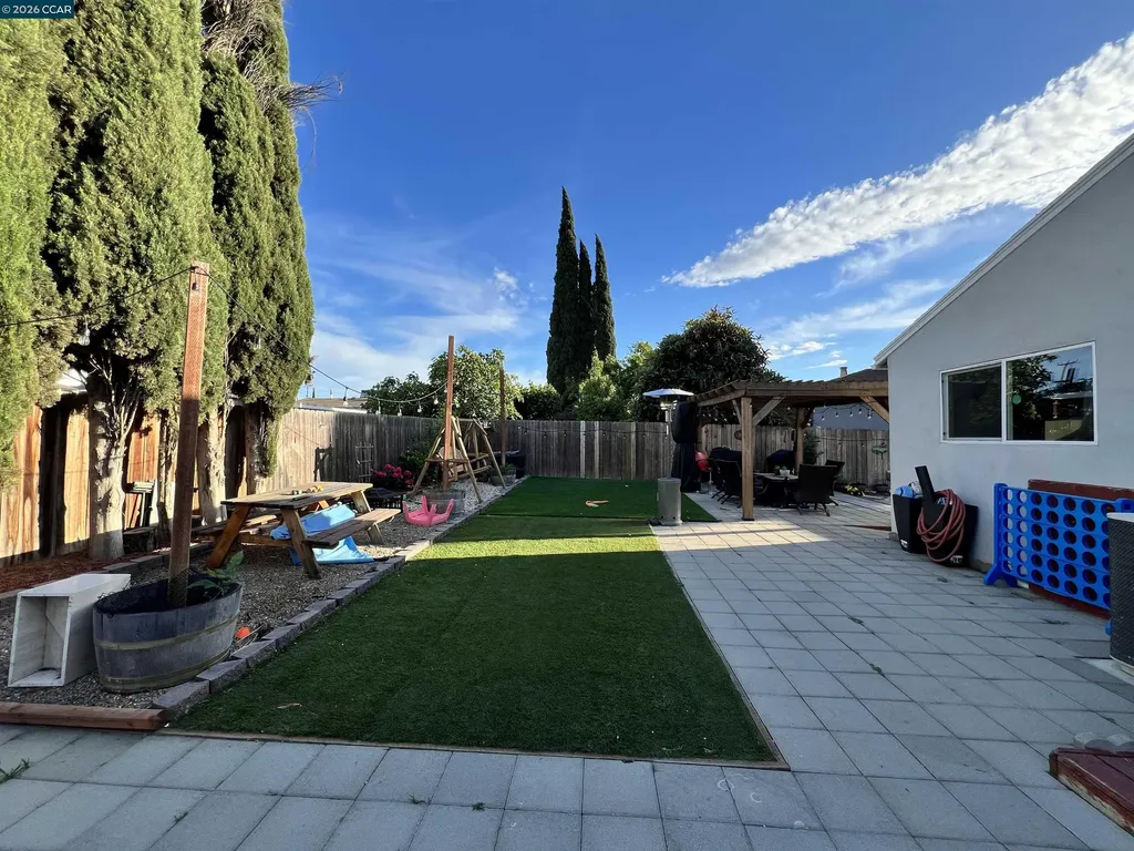 251 Rose Ann Avenue Pittsburg CA 94565