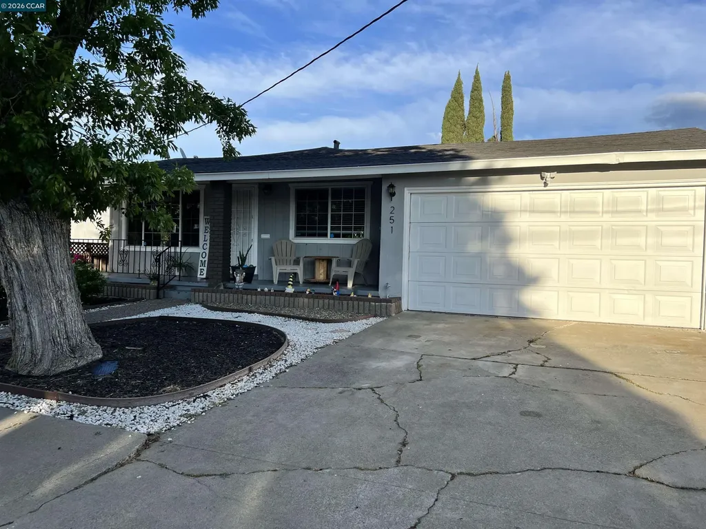 251 Rose Ann Avenue Pittsburg CA 94565