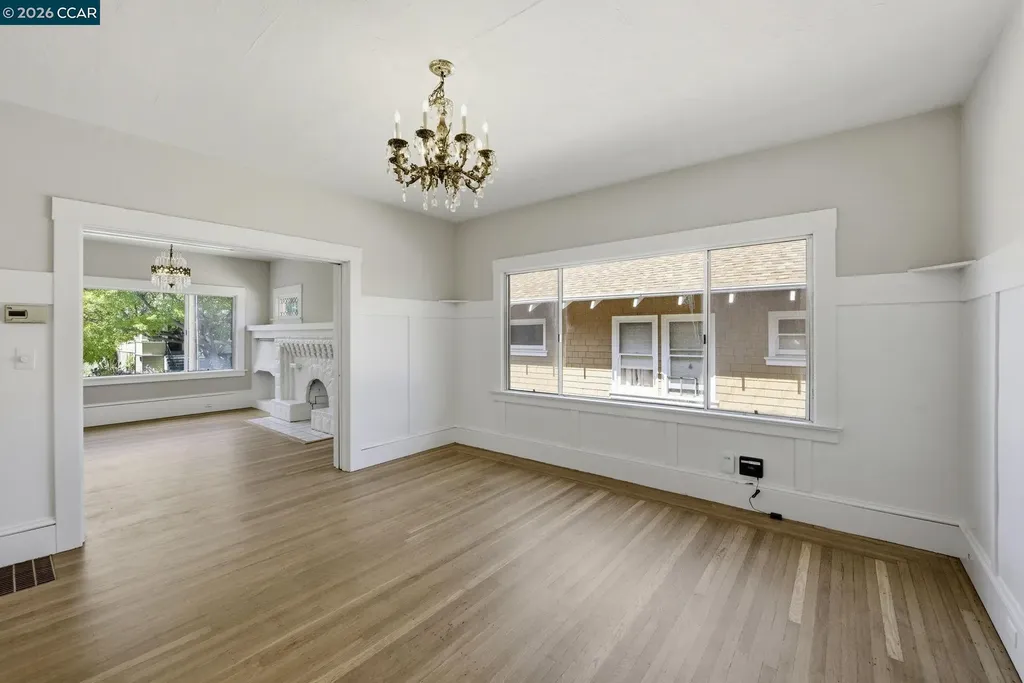 5446 Shafter Avenue Oakland CA 94618