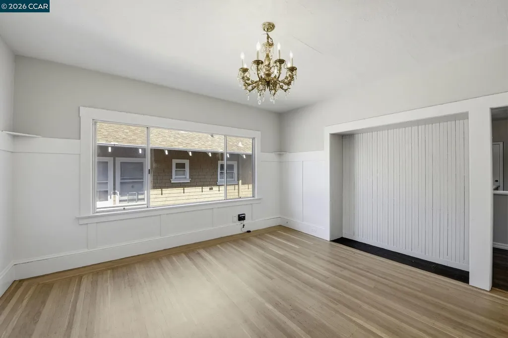 5446 Shafter Avenue Oakland CA 94618