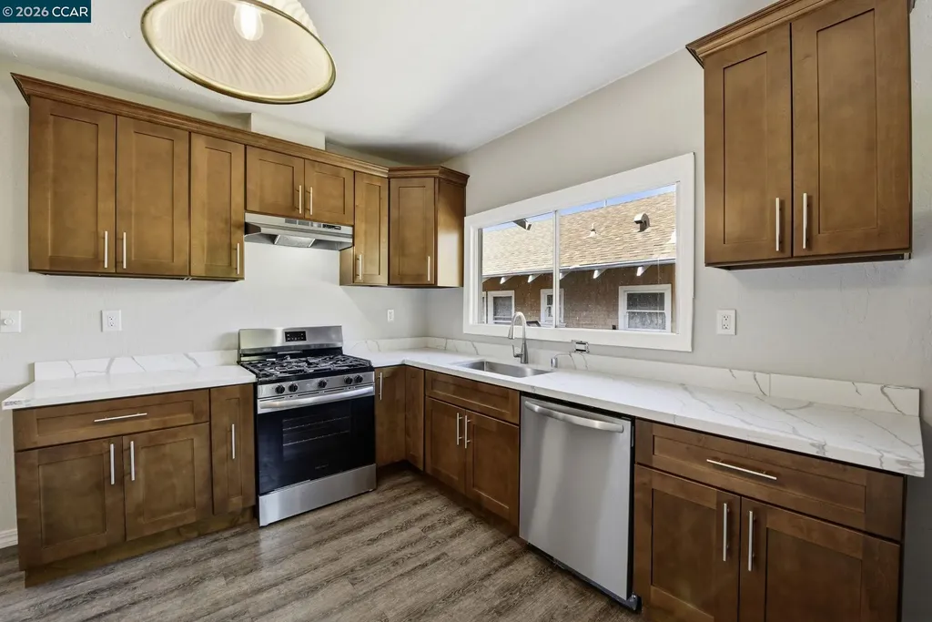 5446 Shafter Avenue Oakland CA 94618