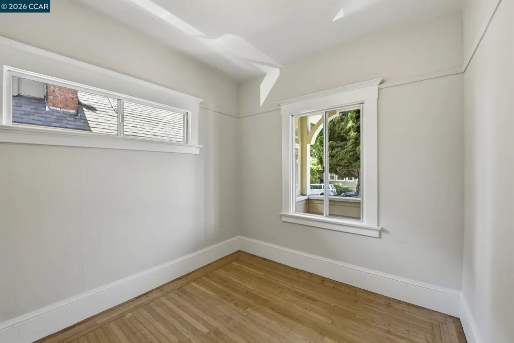 5446 Shafter Avenue Oakland CA 94618