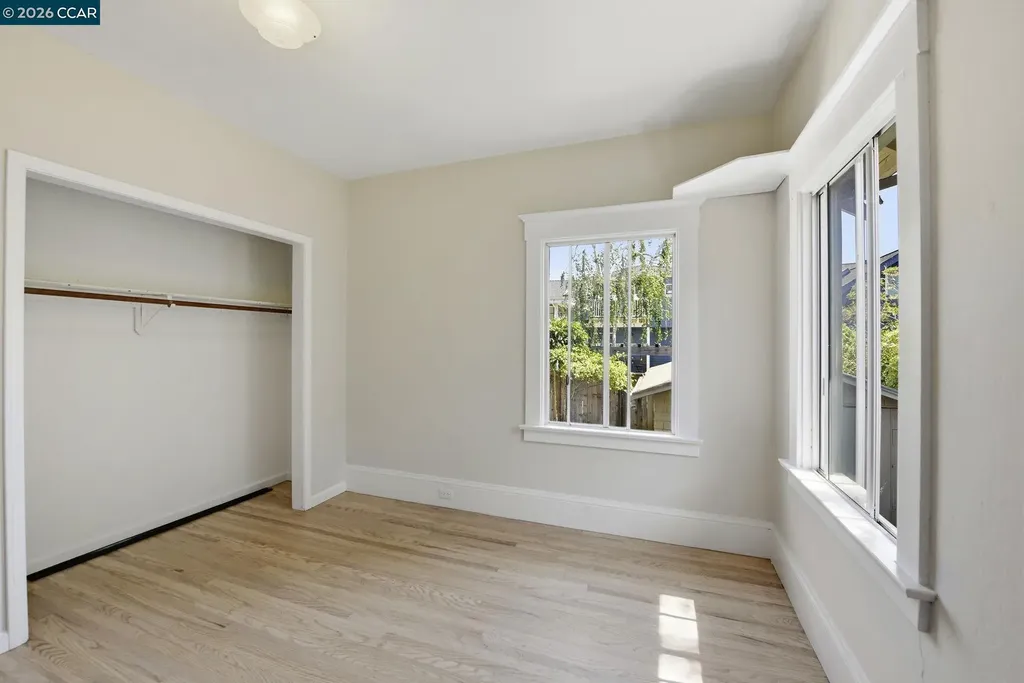 5446 Shafter Avenue Oakland CA 94618