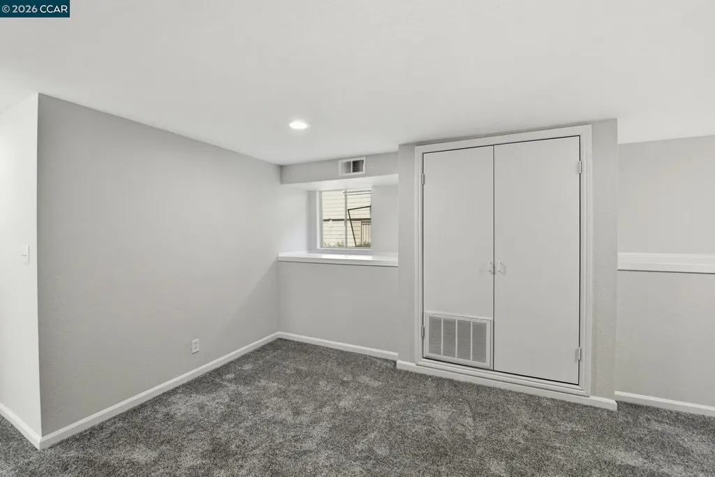 5446 Shafter Avenue Oakland CA 94618