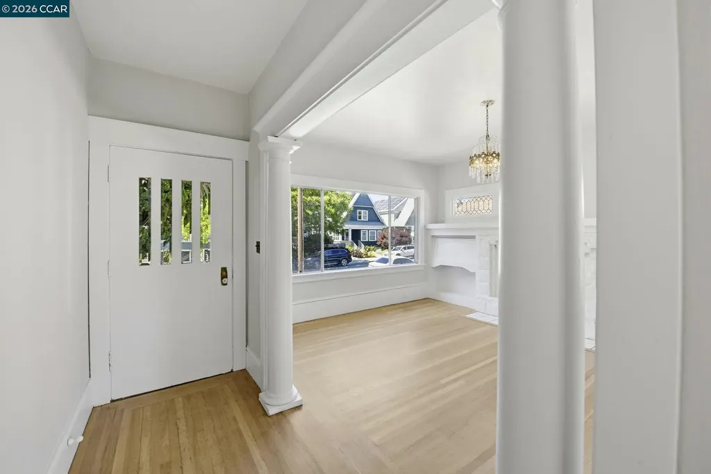 5446 Shafter Avenue Oakland CA 94618