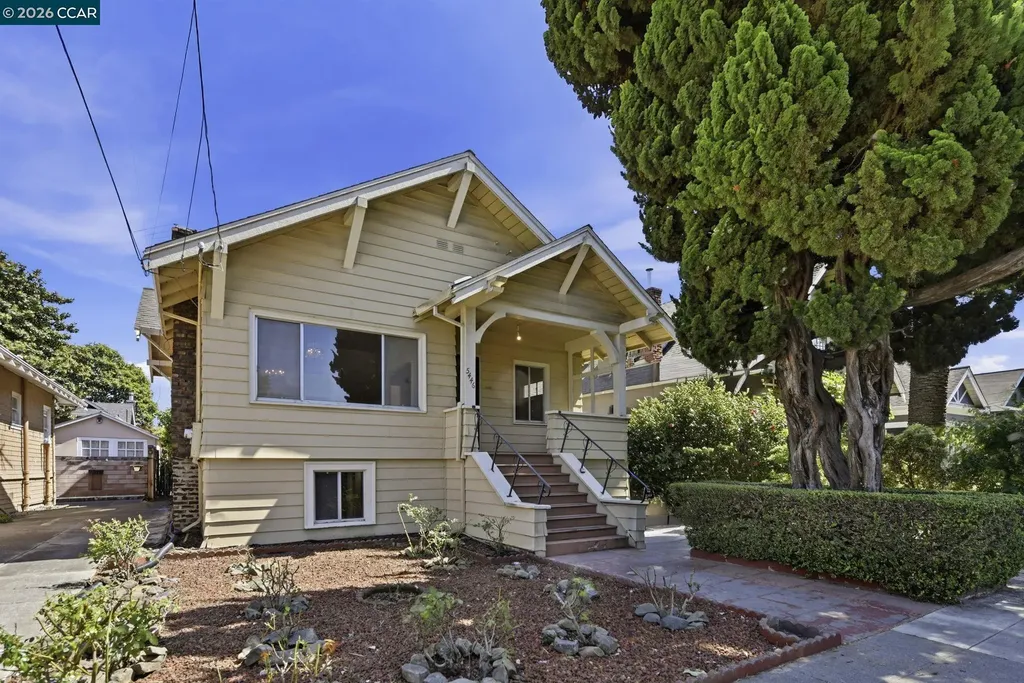 5446 Shafter Avenue Oakland CA 94618
