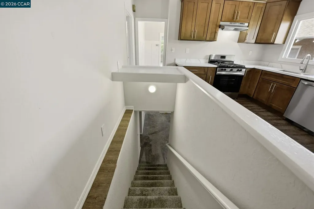 5446 Shafter Avenue Oakland CA 94618