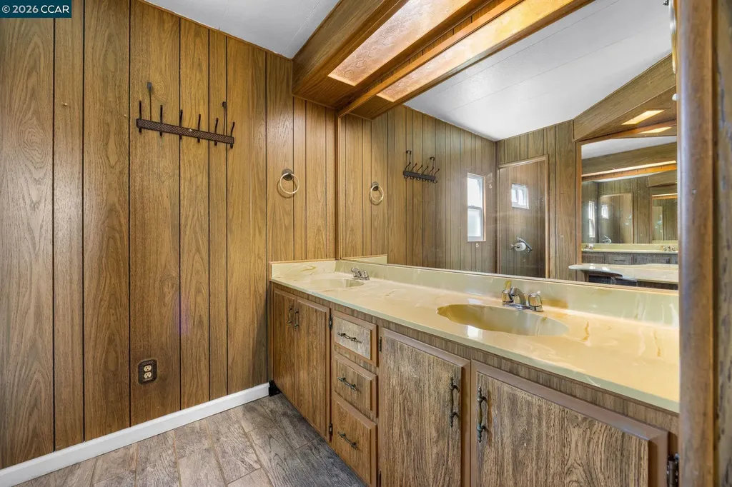 120 Santa Teresa San Leandro CA 94579