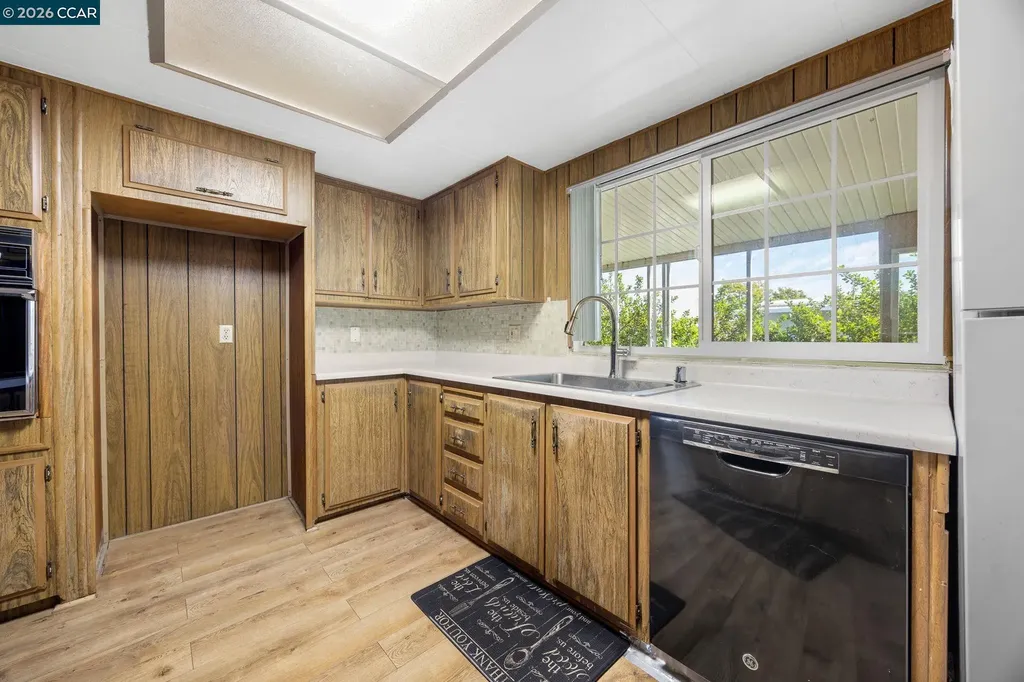 120 Santa Teresa San Leandro CA 94579