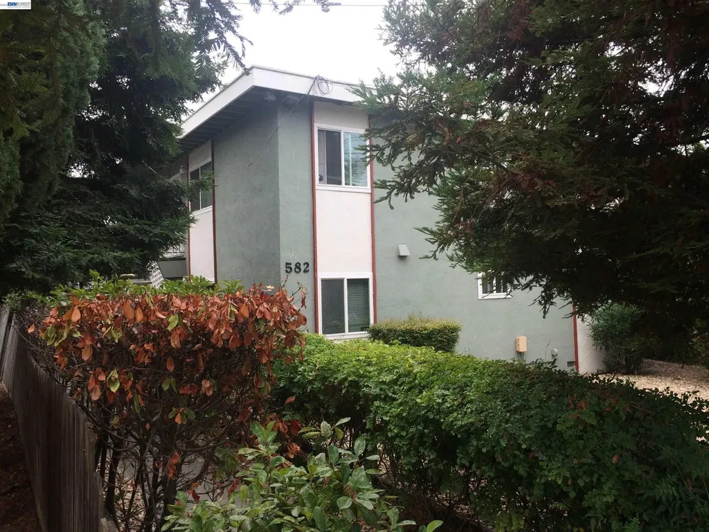 582 H Street Benicia CA 94510