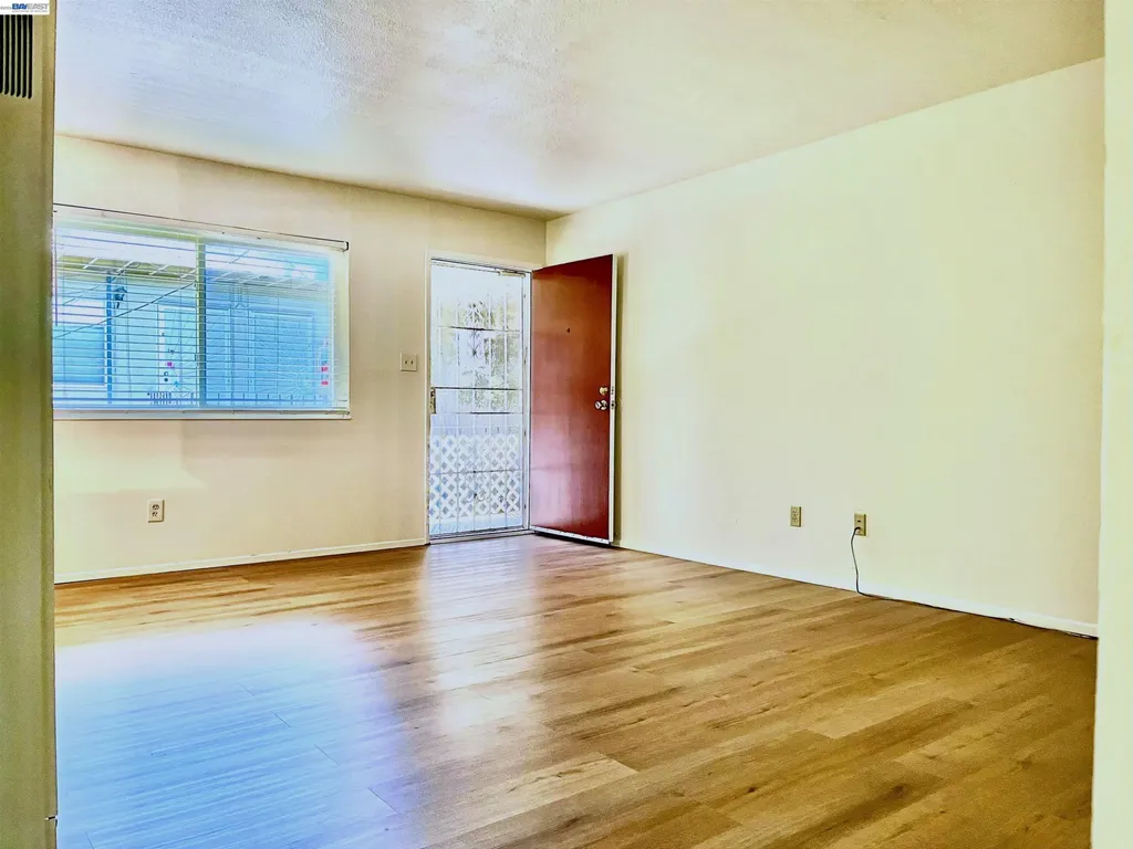 582 H Street Benicia CA 94510