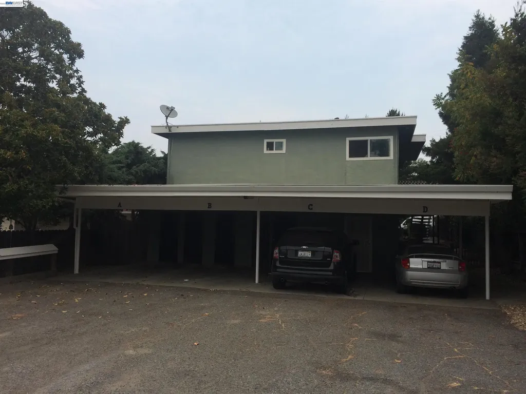 582 H Street Benicia CA 94510