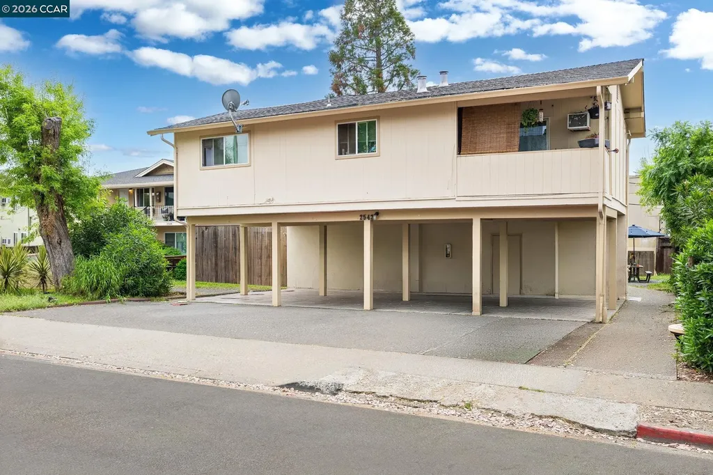 2542 Camara Circle Concord CA 94520
