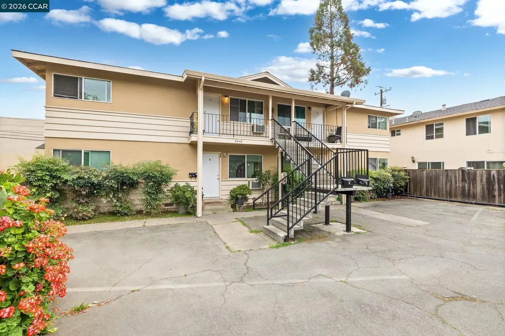 2548 Camara Circle Concord CA 94520