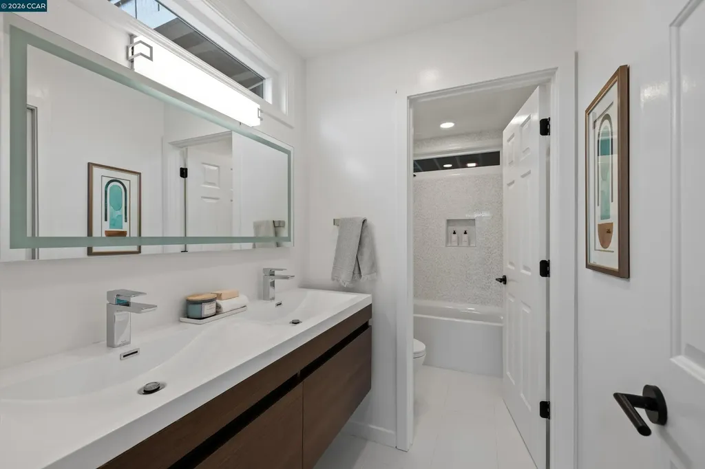 5 Wanda Lane Orinda CA 94563