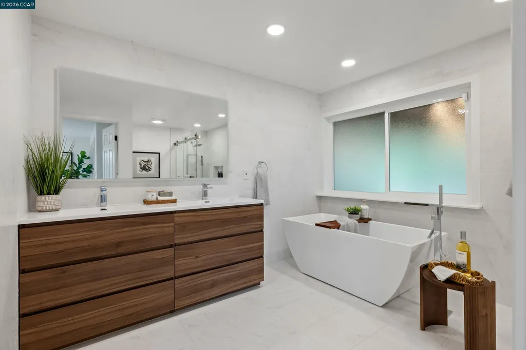 5 Wanda Lane Orinda CA 94563