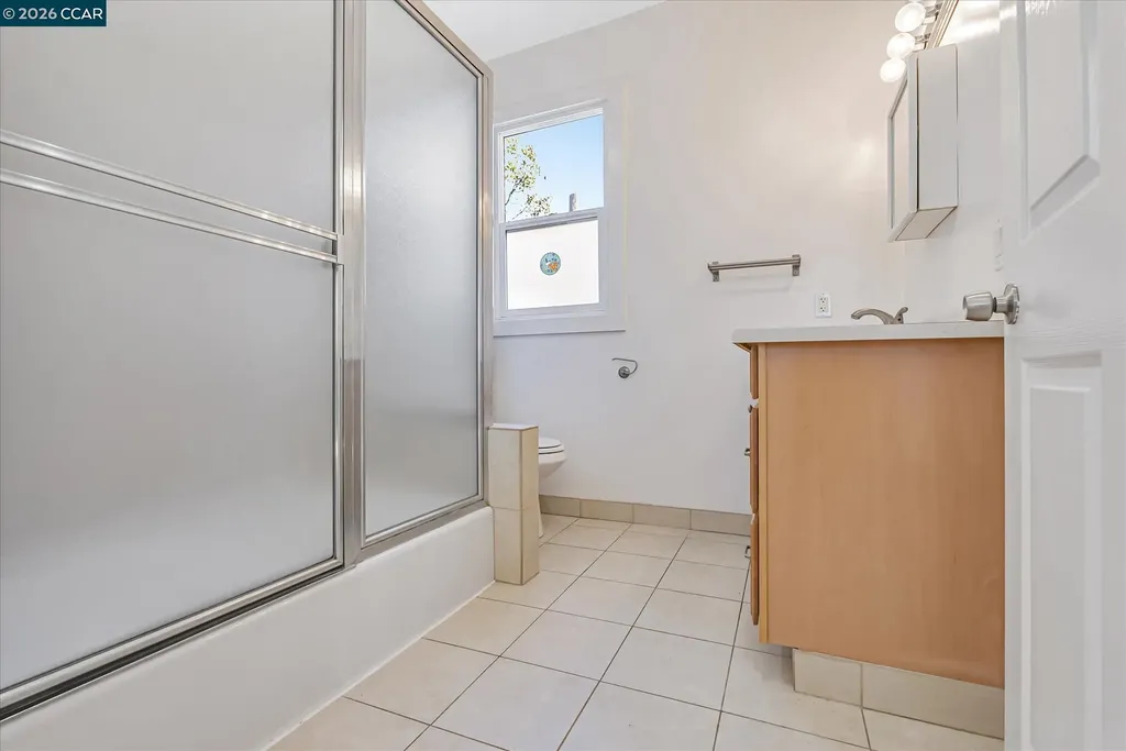 2004 Emerson Street Berkeley CA 94703