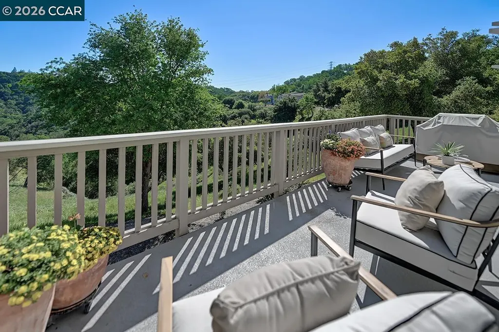 2886 Saklan Indian Drive Walnut Creek CA 94595
