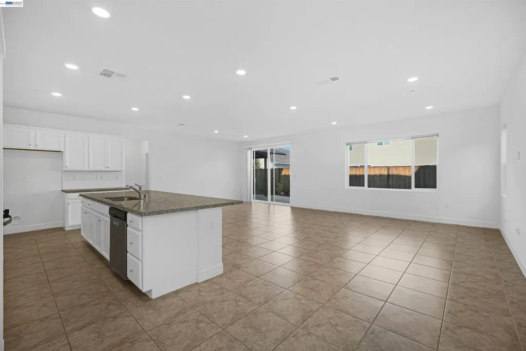 5323 Potter Valley Lane Antioch CA 94531