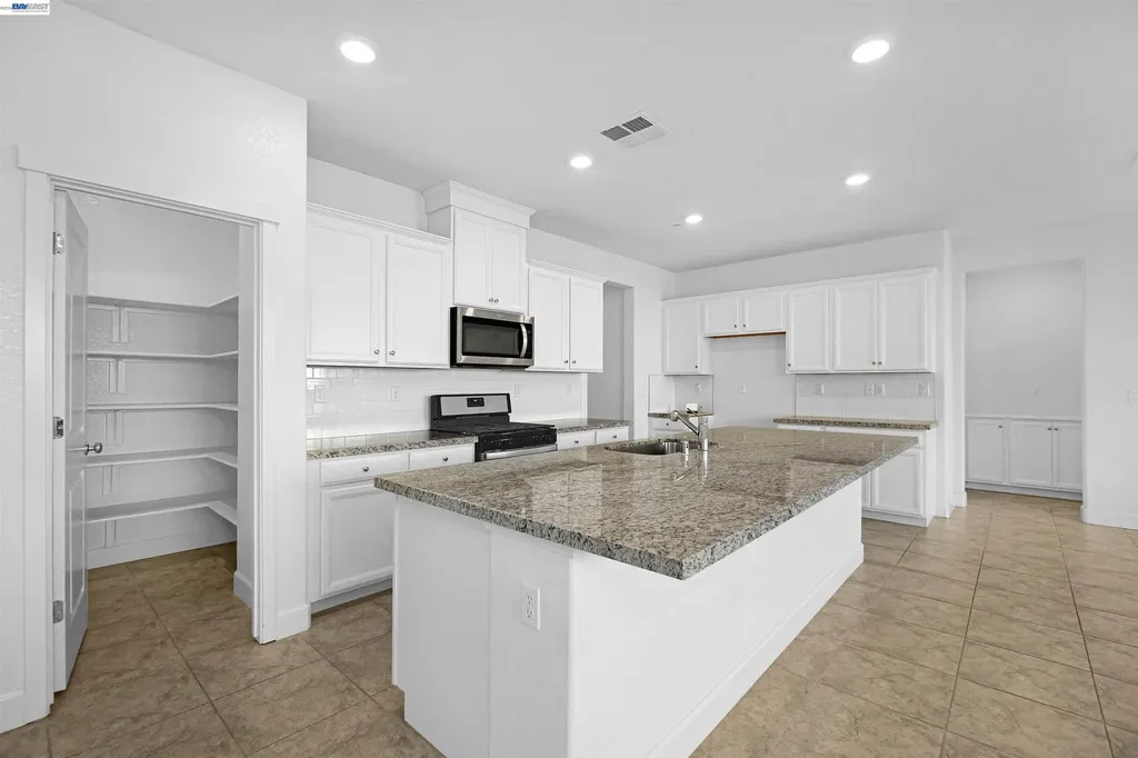5323 Potter Valley Lane Antioch CA 94531