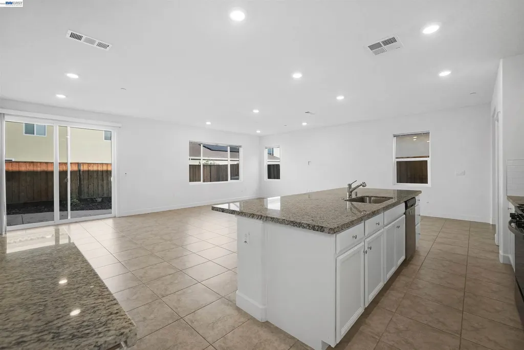 5323 Potter Valley Lane Antioch CA 94531