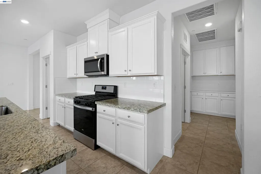 5323 Potter Valley Lane Antioch CA 94531
