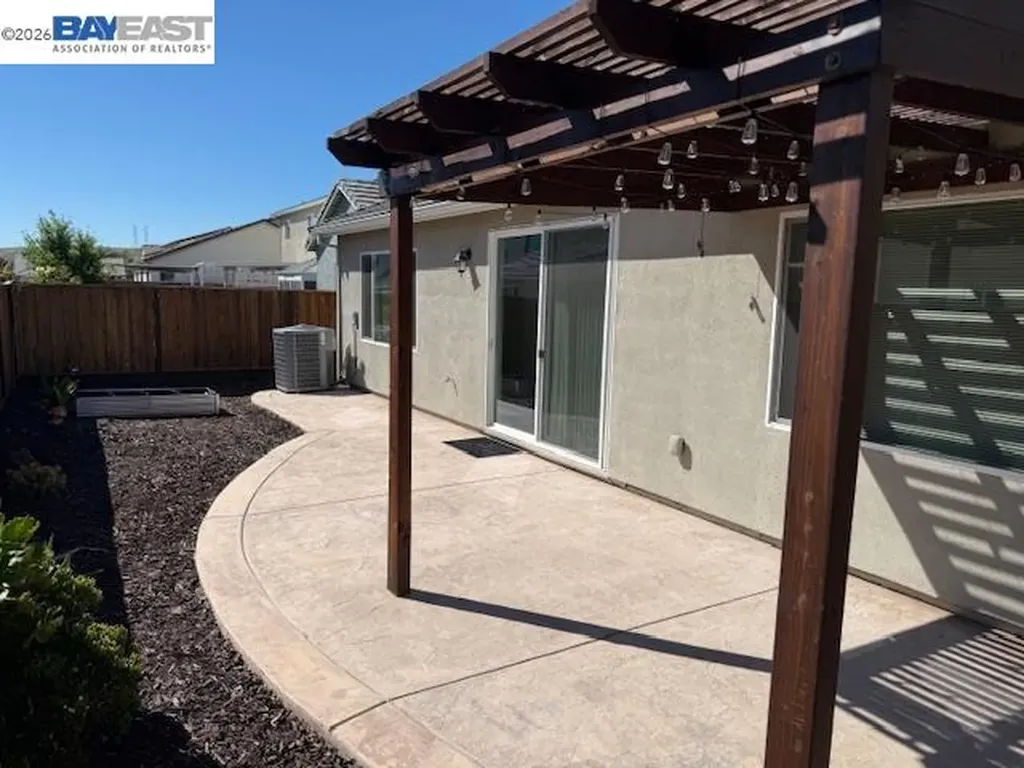 5323 Potter Valley Lane Antioch CA 94531