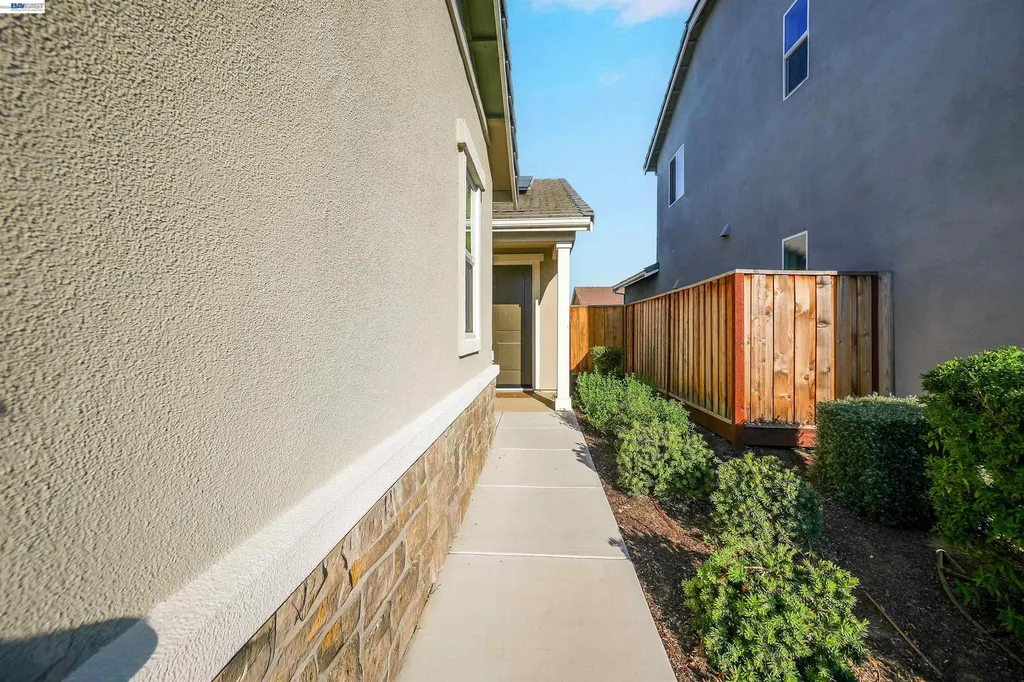 5323 Potter Valley Lane Antioch CA 94531