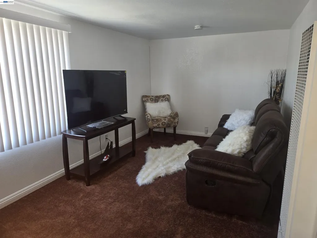 1840 6th North Richmond CA 94801