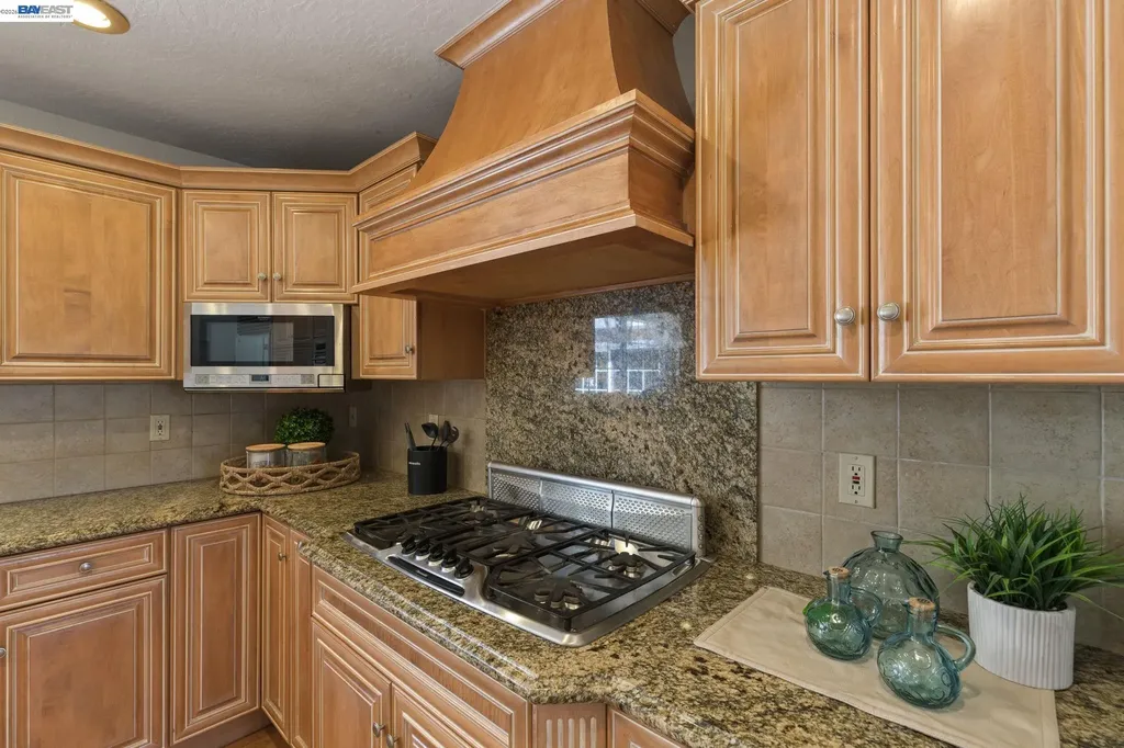 38236 Kimbro Street Fremont CA 94536